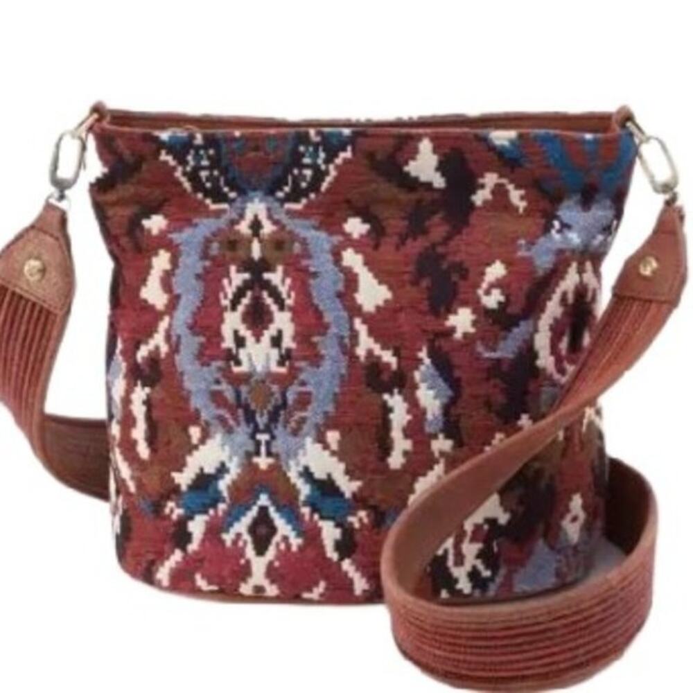 HOBO Gaby Tapestry Leather Trimmed Bucket Crossbody - Picture 7 of 7
